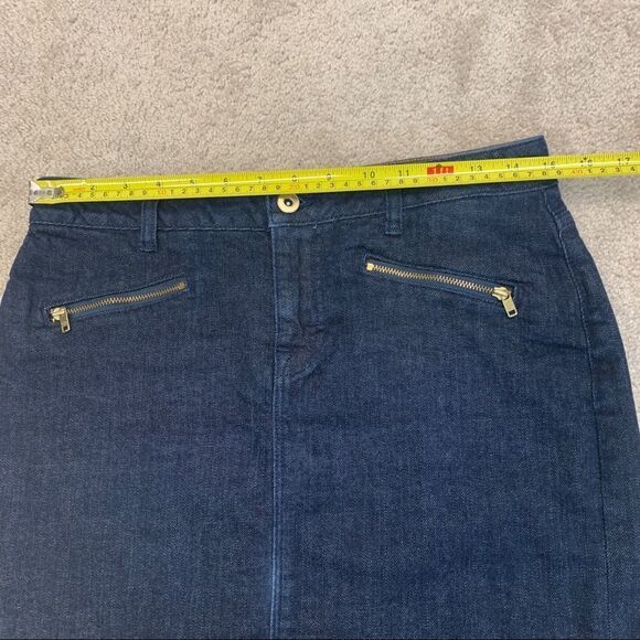 Tommy Hilfiger denim jean stretchy miniskirt dark wash Sz 4 - Picture 6 of 8